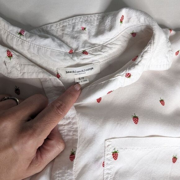 Beachlunchlounge Strawberry Button Down Shirt - Picture 6 of 9